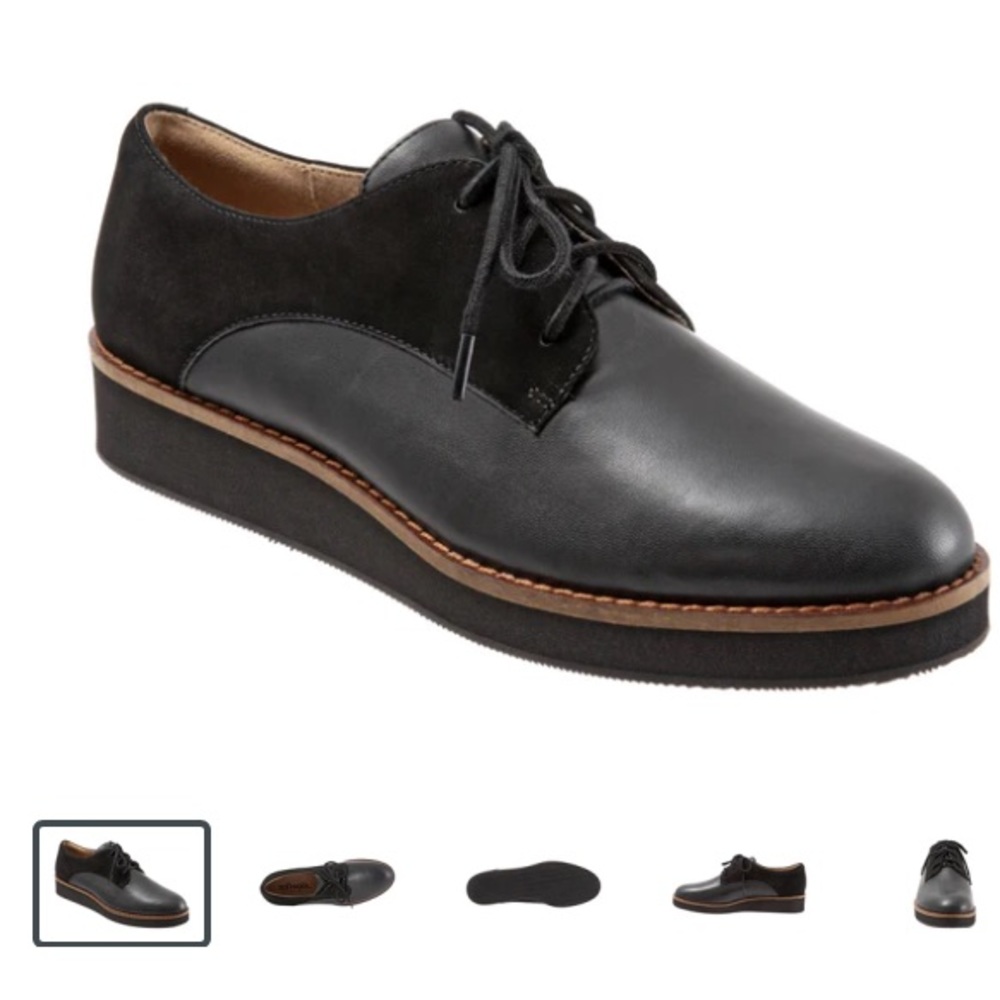 SoftWalk Black Oxfords - Size 9